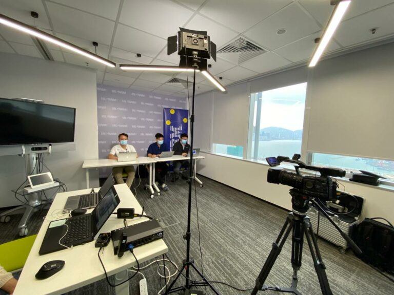 Live streaming